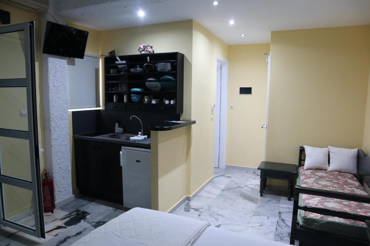 Anna'S Place Rooms Ираклия Экстерьер фото